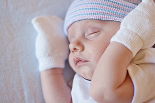Бело новороденче Бебе Бебе Бебе Избор од медицински сестри