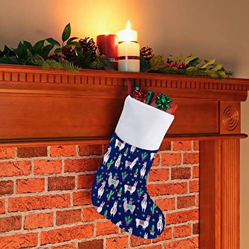 Лама со кактус шема Божиќни чорапи за порибување со кадифен камин што виси за декор за домашно дрво