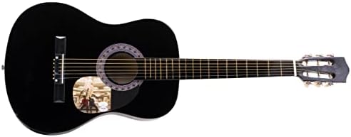 Викендов потпишана црна акустична гитара JSA PSA