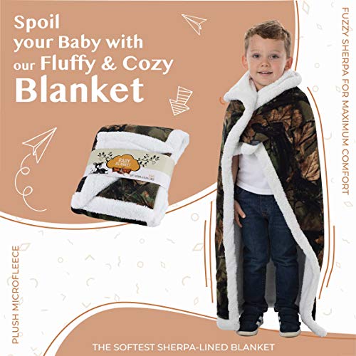Бебе новороденче камо акцент мека шерпа и каткана обложена ќебе за подароци од корално руно