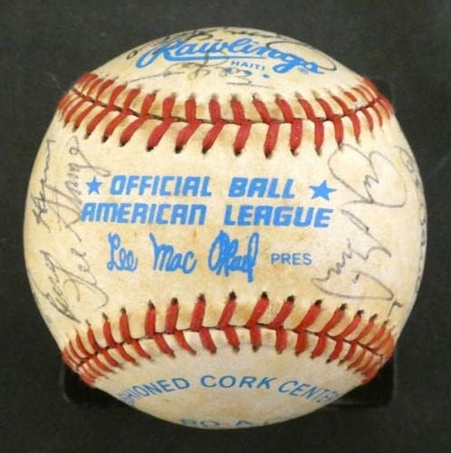 1983 Тимот на Бостон Ред Сокс потпиша игра користена бејзбол од Омпир Дон Денкингер - Игра користена бејзбол