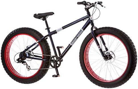 Mongoose Dolomite Mens Mens Adult Time Tire Mountain Bike, 26-инчни тркала, 4-инчни широки гуми на Кноби, 7-брзински, челична рамка,