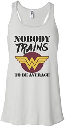 Резервоари за вежбање со суперхеројски жени никој не тренира да бидат просечни кошули со авторски права