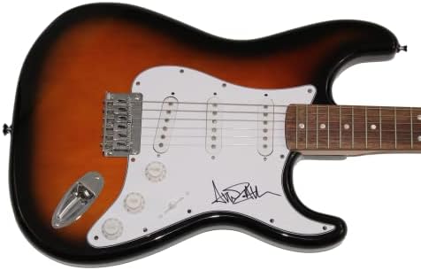Аврил Лавињ потпиша автограм со целосна големина Fender Stratocaster Electric Guitar B/ James Spence Letter of Authenticity JSA Coa - Поп