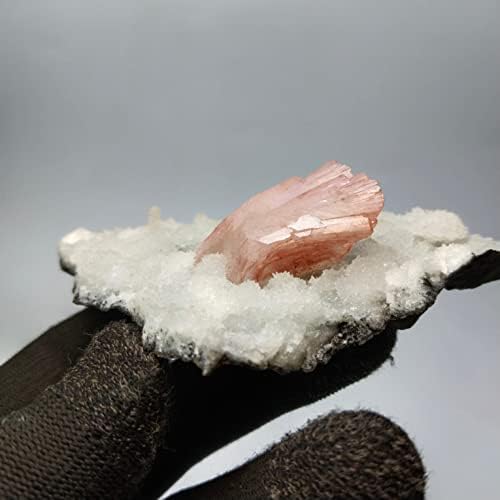 Нов Find 80g Hematite Phantom Quartz Cristals Crystals Stone 10x8x2cm