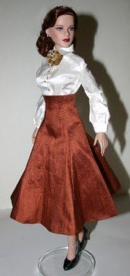 Печатена шема за шиење на сафари за 17 „Деана Дентон кукла