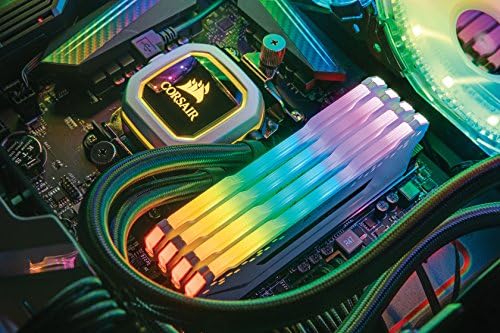 CORSAIR ОДМАЗДА RGB ПРО 16GB DDR4 3600MHz C18 LED Десктоп Меморија-Бело