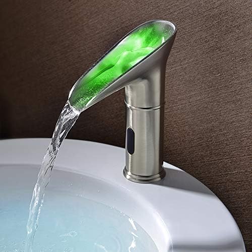 Gangang LED водопади водопад бања без четка за четка за четка за автоматско движење, запален шарен миксер за чешма со вода со контролна