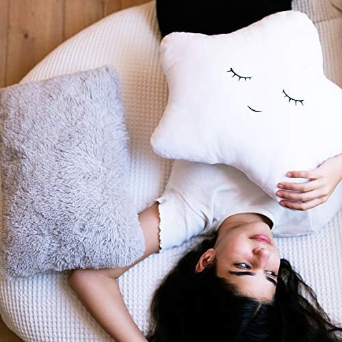 Совршен пакет - 4 декоративни перници за девојки - Бела starвезда и крзнено сиво и две перници на еднорог. Меки перници за перничиња, забавни