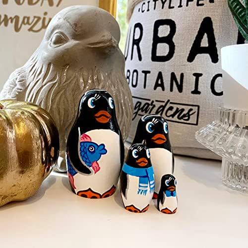 АВВВ мали кукли за гнездење пингвини сет од 4 парчиња - микро -матриошки руски кукли со украси за пингвин - животни од дрвени гнездење