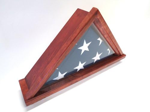 Случај за воено погребување/меморијално знаме