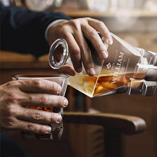 Мавертон Персонализиран Декантер За Виски и 4 чаши за човек-Елегантен комплет За Виски со гравирање-модел На Коцки Мраз-Стилски