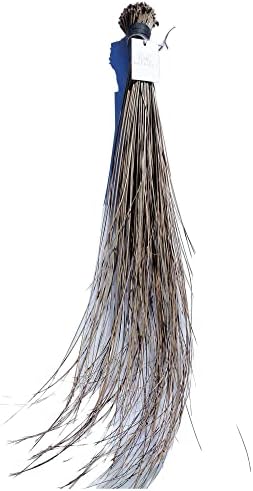 Мбарикет - метла за палма, увезена од Нигерија