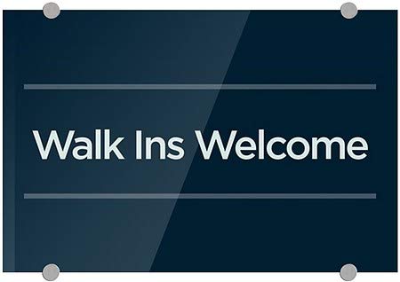 CGSignLab | „Walk Ins Добредојдовте -Базична морнарица“ Премиум акрилен знак | 18 x12