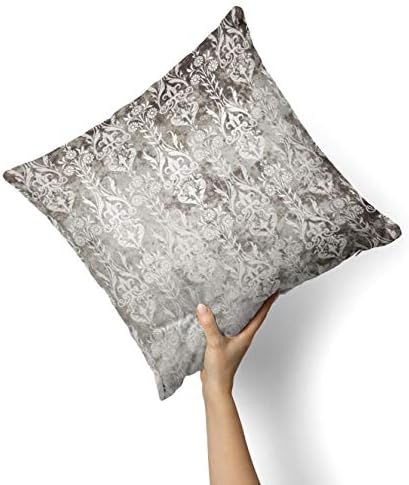 Iirov Verticle црно -бела шема на Дамаск - Прилагодено украсен украс за домашен или отворен капакот за фрлање на отворено за софа,