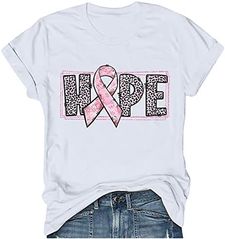 Свеста за рак на розова рак на дојка се врти на женска печатена маица со кратки ракави со кратки ракави на вратот