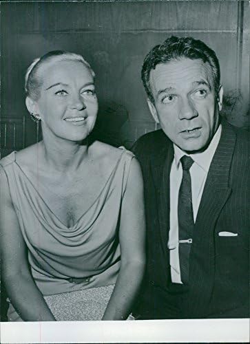 Гроздобер фотографија на Бети Грабл и Дане Клармарх 17, 1959 година