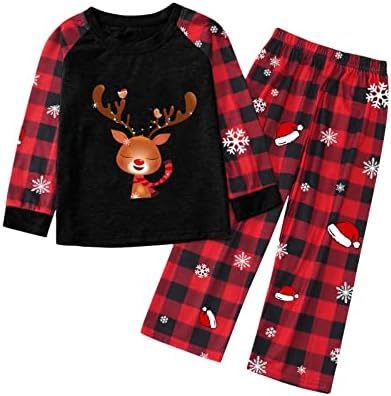 И карирано семејство Божиќни пижами, кои одговараат на Божиќните пижами, поставени пижами што одговараат на целото семејство