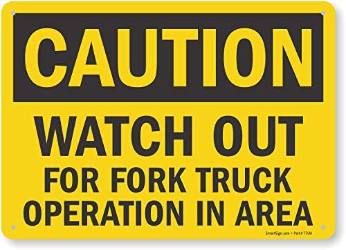 SmartSign „Внимание - Внимавајте на операцијата со камиони со вилушка“ знак | 10 x 14 пластика